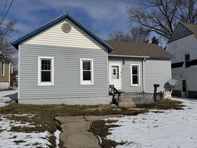House for sale in Oelwein, Fayette County