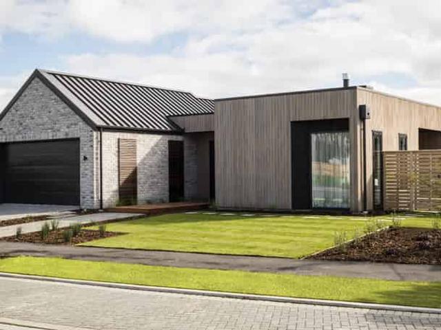 House for rent in Chaslands, Canterbury