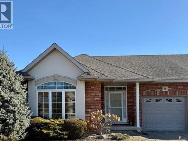 Townhouse for sale in Chatham–kent, Ontario