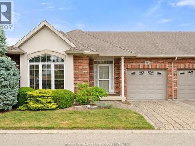 House for sale in Chatham–kent, Ontario