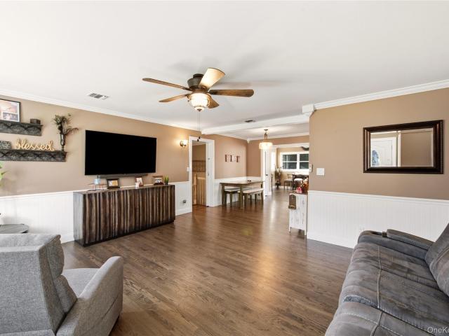 House for sale in Greenlawn, Town of Huntington