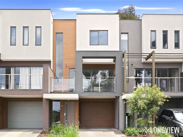 House for rent in Notting Hill, Melbourne