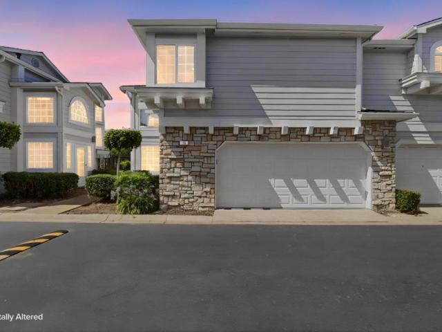 Condo for sale in San Mateo, California