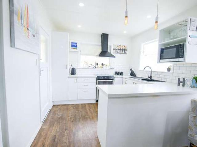 House for sale in Days Bay, Wellington