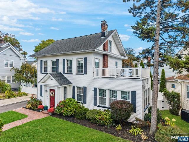 House for sale in Bloomfield, New Jersey