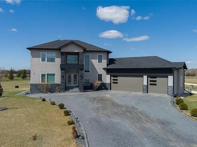 House for sale in Manitoba