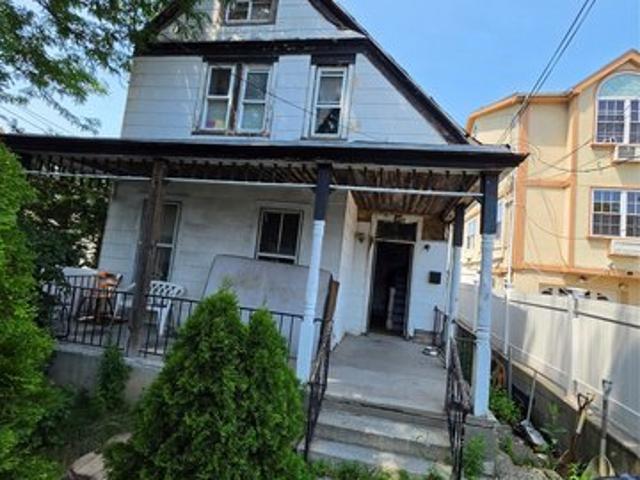 House for sale in City of Mount Vernon, Westchester County