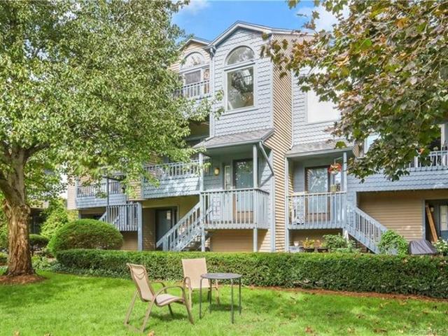 Townhouse for sale in Norwalk, Connecticut