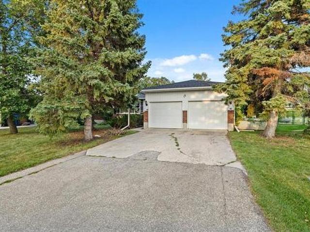 House for sale in East St. Paul, Manitoba