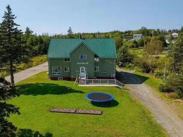 House for sale in Sheet Harbour, Nova Scotia