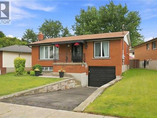 House for sale in Ancaster, Ontario
