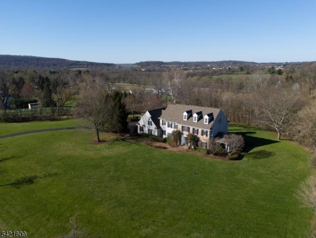 House for sale in Annandale, New Jersey