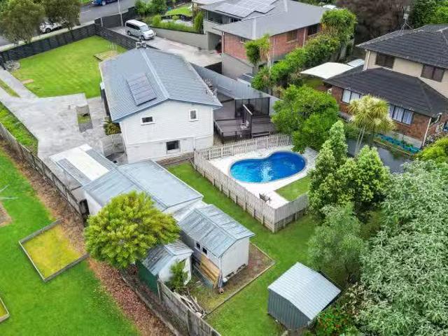 House for sale in Papakura