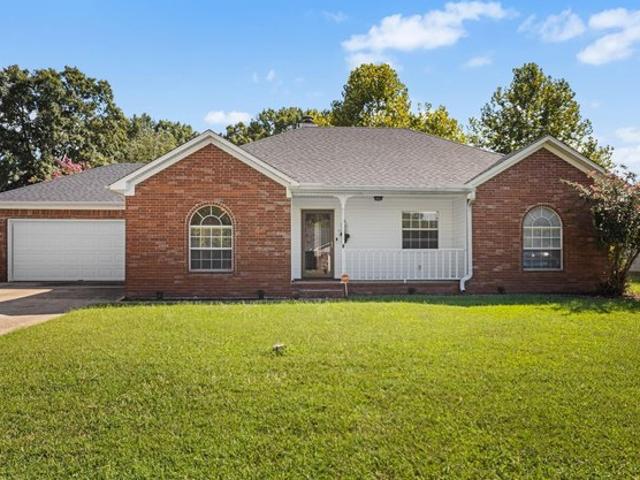 House for sale in The Meadows Addition, Cabot