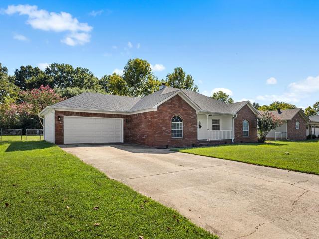 House for sale in The Meadows Addition, Cabot