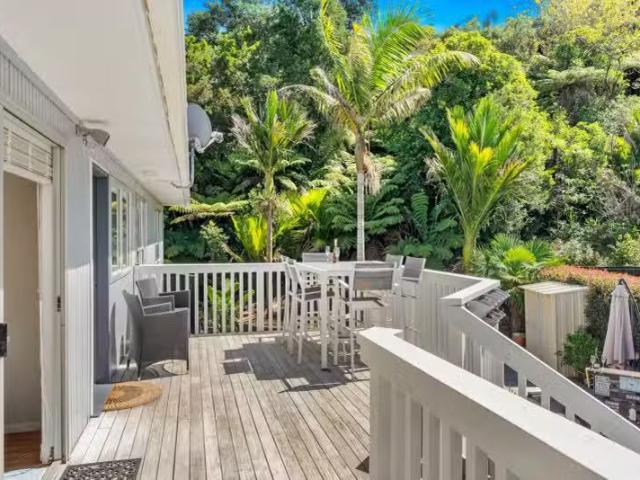 House for sale in Paremoremo, Oroua County