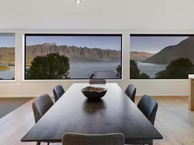 House for sale in Otakou