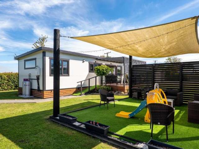House for sale in Charing Cross, Canterbury