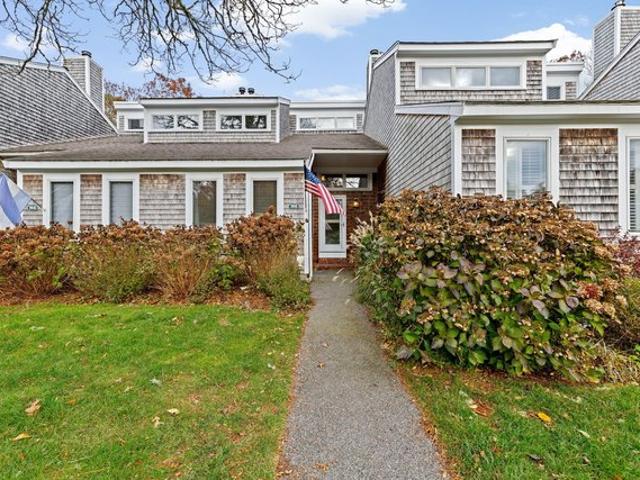 Condo for sale in Mashpee, Massachusetts