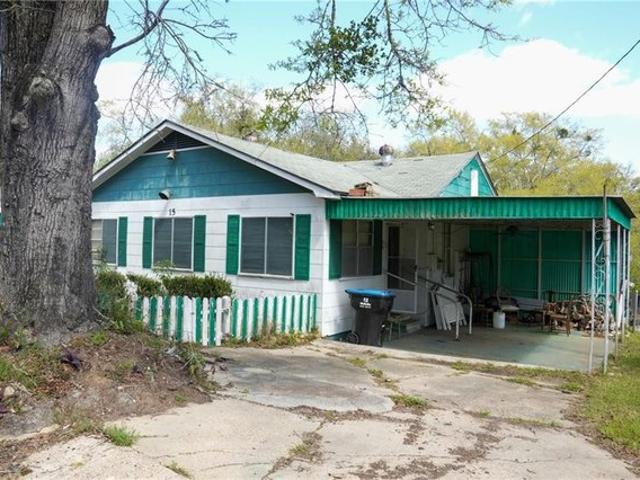House for sale in Chickasaw, Alabama