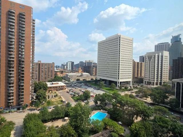 Condo for sale in Hennepin, Minnesota