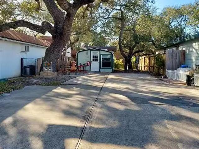 House for sale in Corpus Christi