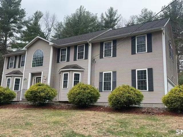 House for sale in Brooklyn, Connecticut