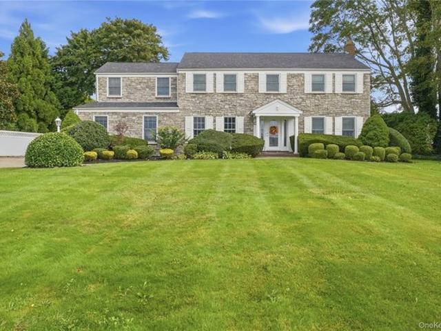 House for sale in Bohemia, New York