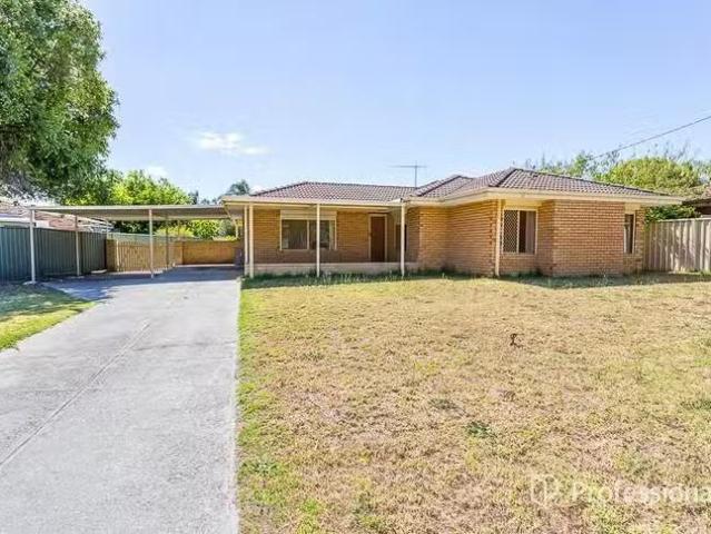 House for rent in Seville Grove, Western Australia