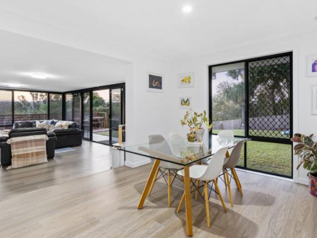 Apartment for rent in Ashmore, Gold Coast City
