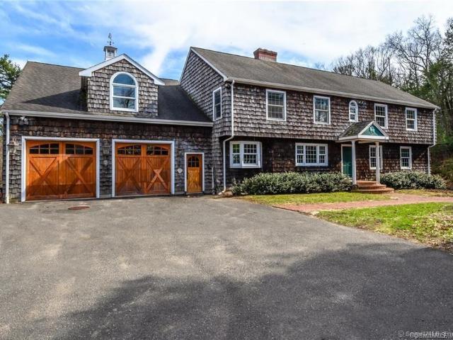 House for sale in Simsbury, Connecticut