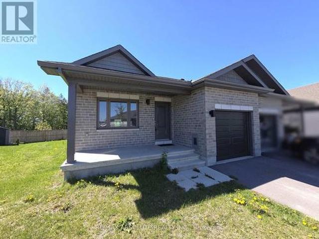 House for rent in Renfrew, Ontario