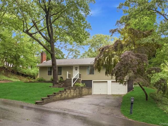 House for sale in Centereach, New York