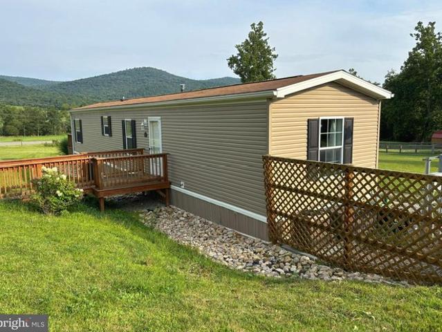 House for sale in Hardy, West Virginia