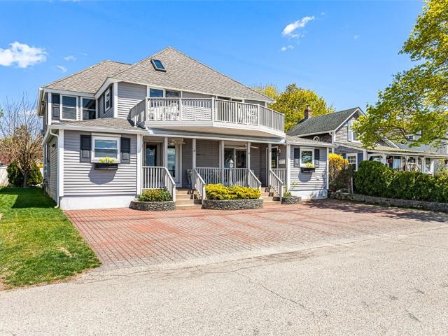 House for sale in Barrington, Rhode Island