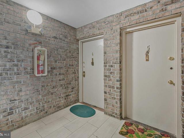 Condo for sale in Annapolis, Maryland