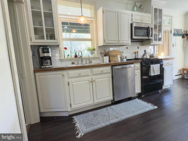 House for sale in Paradise, Pennsylvania