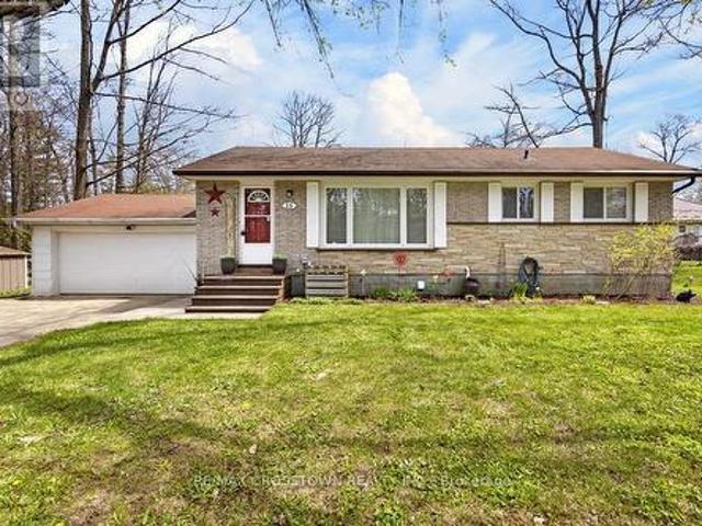 House for sale in Wasaga Beach, Ontario