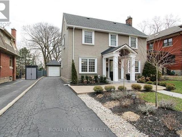 House for sale in Niagara, Ontario