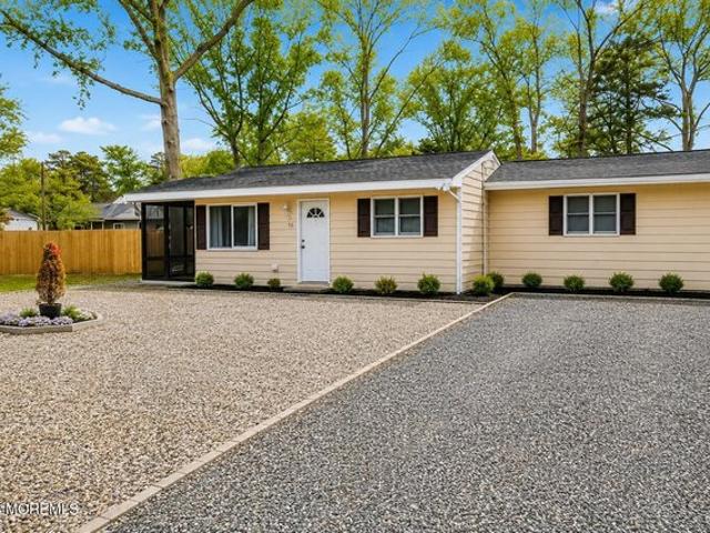 House for sale in Waretown, New Jersey