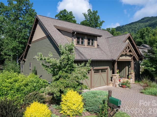 House for sale in Fairview, North Carolina
