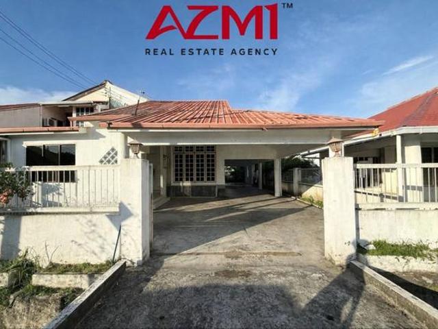 Residential House for sale in Long Miri, Sarawak