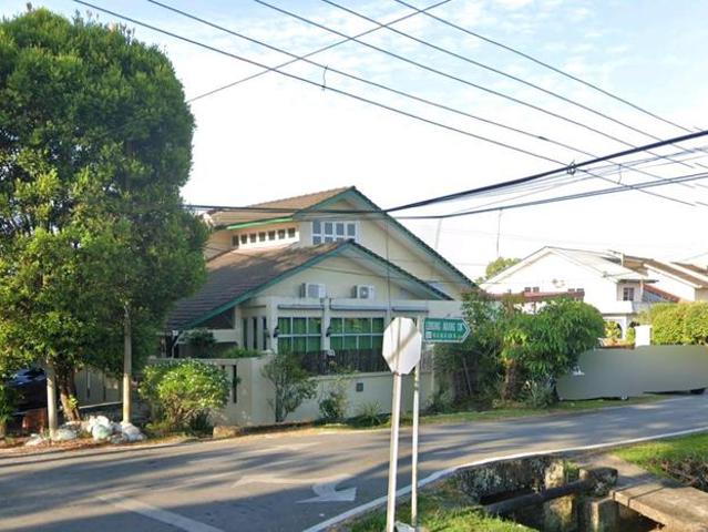 Residential House for sale in Kuching, Bahagian Kuching