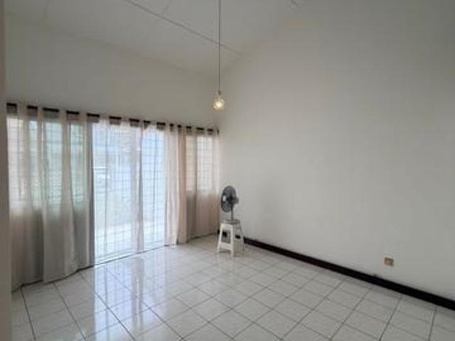 Terraced House for rent in Kuching