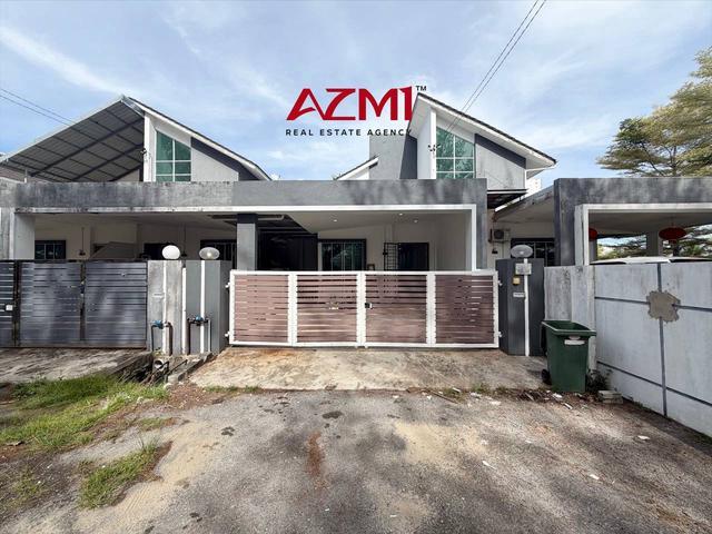 Terraced House for sale in Long Miri, Sarawak