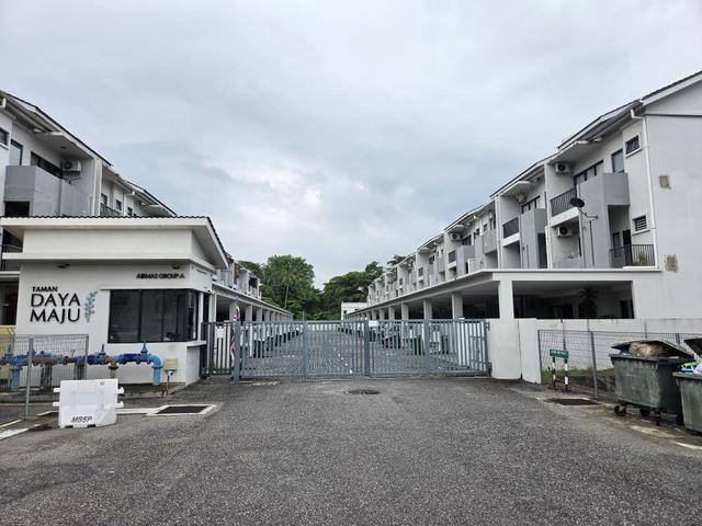 Townhouse for sale in Wellesley, Penang
