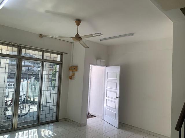 Townhouse for rent in Wellesley, Penang