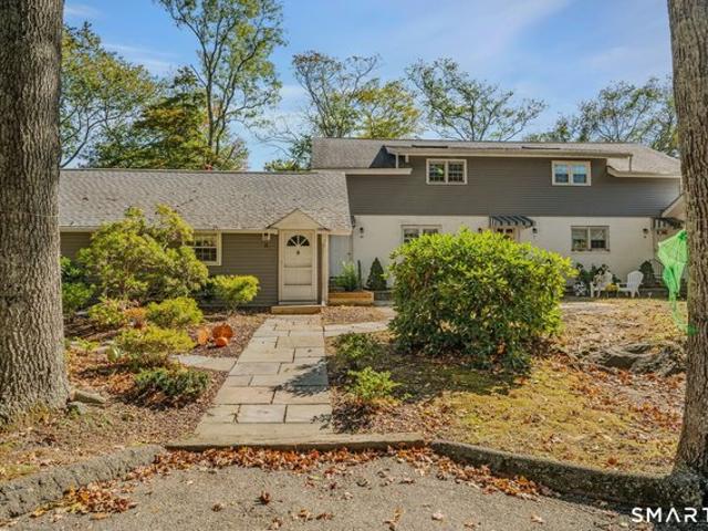Townhouse for sale in Essex, Lower Connecticut River Valley Planning Region