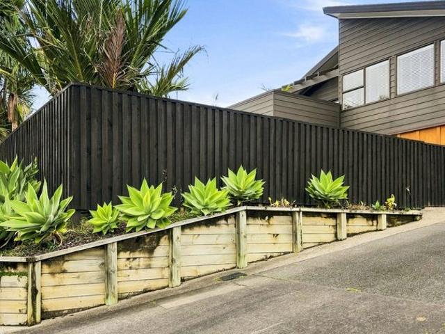 House for rent in Whangaparaoa, Oroua County