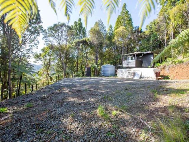 Property for sale in Oratia, Oroua County